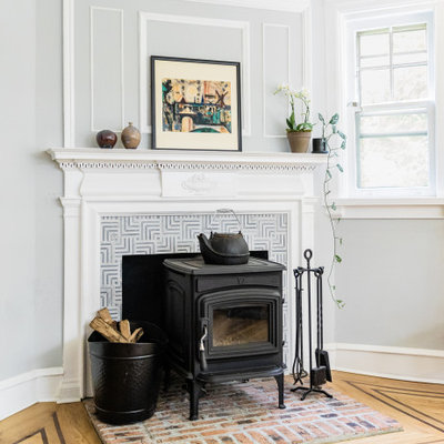 Example of a transitional home design design in Philadelphia