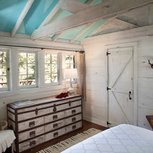J's room--paint color