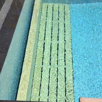 Accoya Decking, Israel