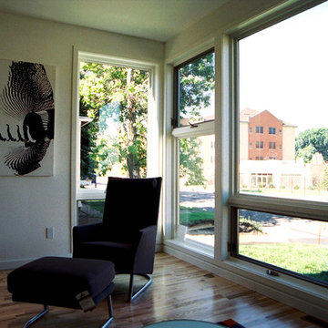 B- Line Medium 001 | living room