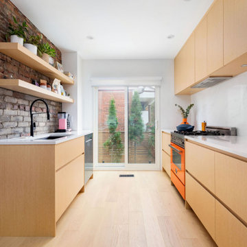 White oak kitchen cabinets - Toronto