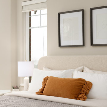 Guest Bedroom - Transitional