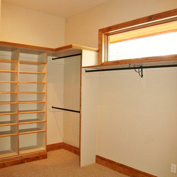 Master I Closet