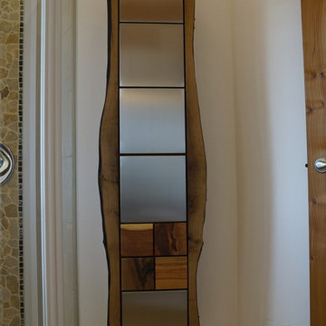 Schöne Badmöbel in Nussbaum und Edelstahl