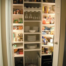 Closets/Storage