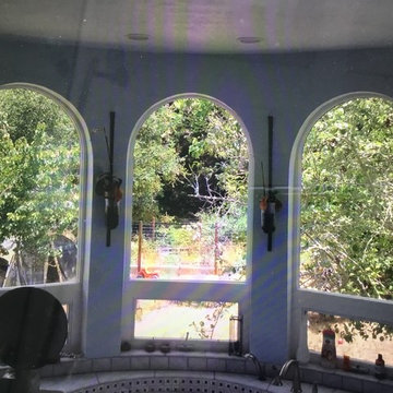 Pasatiempo Rounded Bathroom
