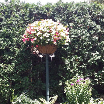 Back Yard Accents