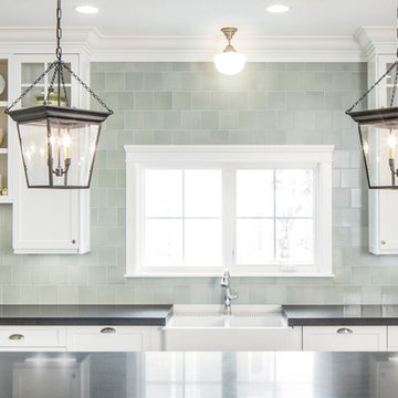 Light and Bright Kitchen