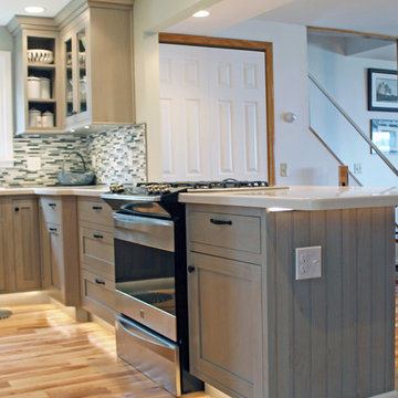 Cape Cod Premium Alder Beach Style Kitchen with Peninsula