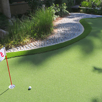 Synthetic Grass Putting Greens