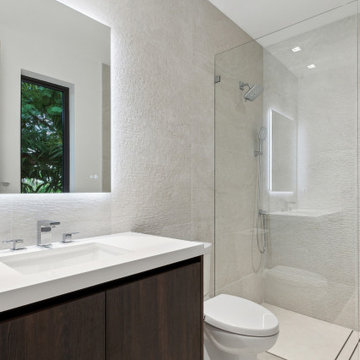 Contemporary Home - 11
