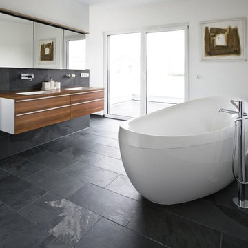 Amazing black floor