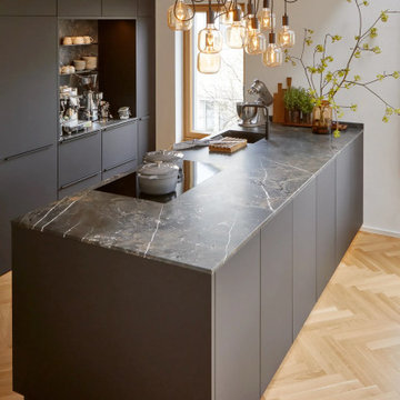 LEICHT 2022 | THE BLACK BACKOFFICE KITCHEN PROJECT