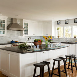 Mouser Cabinetry - Kitchen Cabinetry
