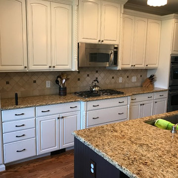 Kitchen with Pinstripe Glaze & Contrasting Island