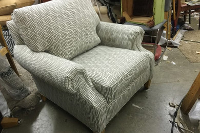 Fully upholstered chair