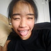 ร่ม สีเทา's photo