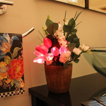 Spring Tulips - Fuchsia in Mango Wood Vase