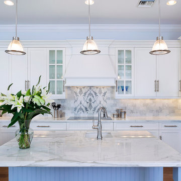 Horseshoe Traditional Kitchen With Cool Tones