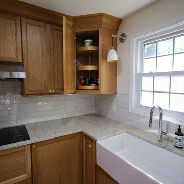 From Ordinary to Extraordinary: White Oak & Quartz Kitchen Renovation