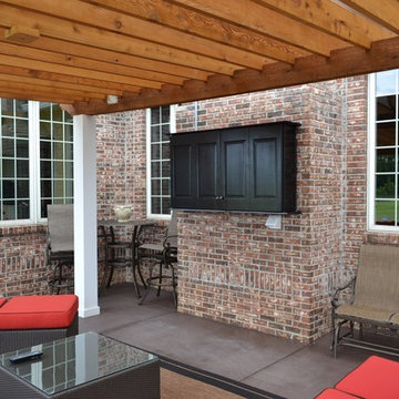 Greenwood, IN - All-Weather 55" TV Panel, Audio & Custom Cabinet