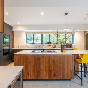 Modern & Vibrant Kitchen