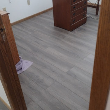 Economical floor for realtor.