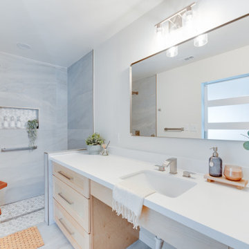Bobbie's Bathroom