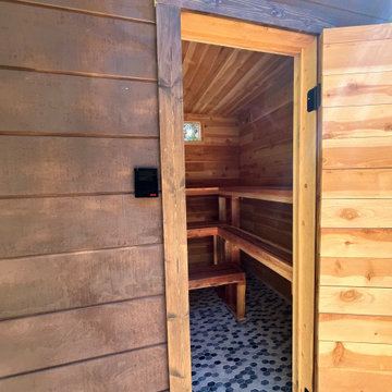 Tall Backyard Sauna - Lake Tahoe