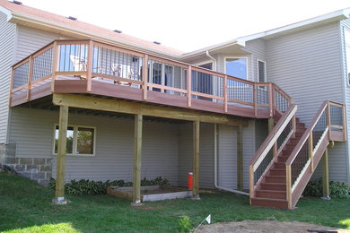 Example of a classic exterior home design in Minneapolis