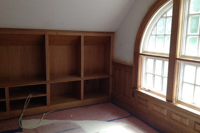 Minimalist living room photo in Boston