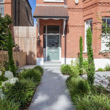 Front garden & drive
