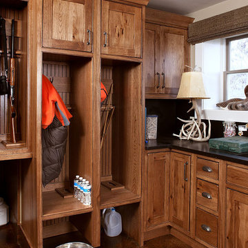 Showplace Cabinets - Entry