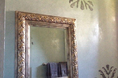 Bathroom - eclectic bathroom idea in Orlando