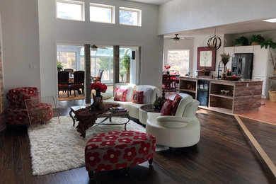 Inspiration for a modern living room remodel
