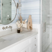 UPPER BATHROOM