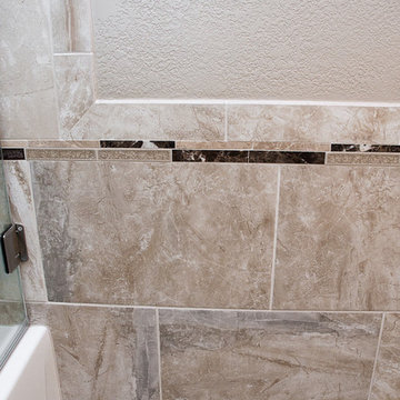 Sundown - Guest Bathroom