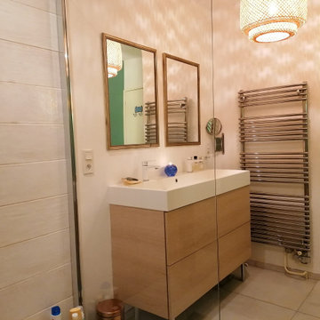Salle de bain privé pour la chambre d'adolescent