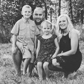 Angie Holloman's photo