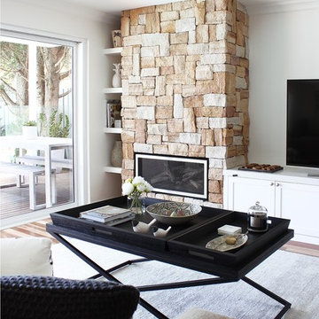 Living Room, Lilli Pilli