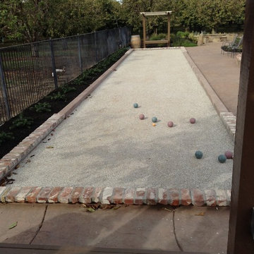 Lodi perimeter overflow pool