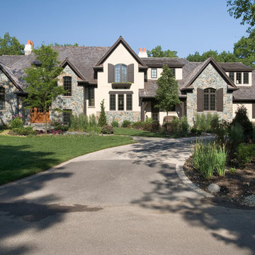 Halquist's Apache Autumn Blend Rubble Stone and Stucco Chateau