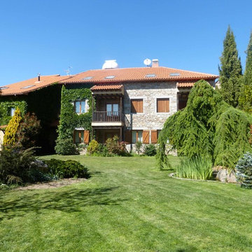 El jardín de Teresa Dorn en Hoyos del espino
