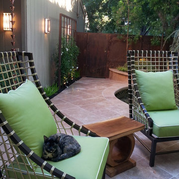 Small Intimate Courtyard Backyard