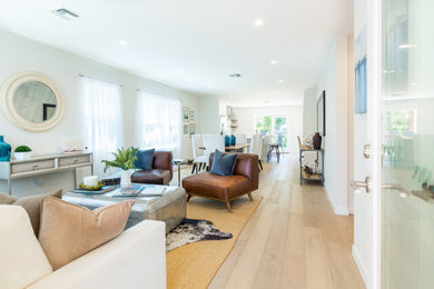 Inspiration for a living room remodel in Los Angeles