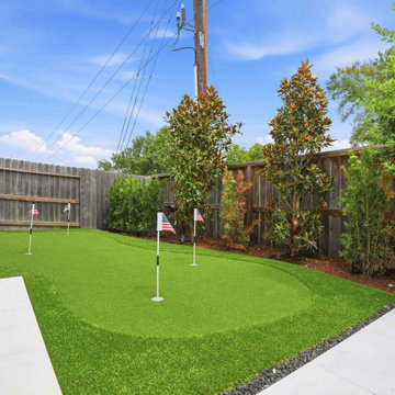 CUSTOM BACKYARD PUTTING GREEN