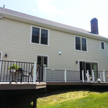 7 1/4" HardiePlank Smooth Navajo Beige, Arctic White Trim