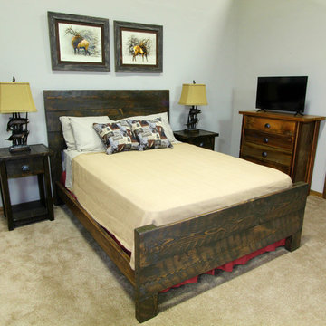 SPANISH PEAKS- STRAIGHT PLANK BED