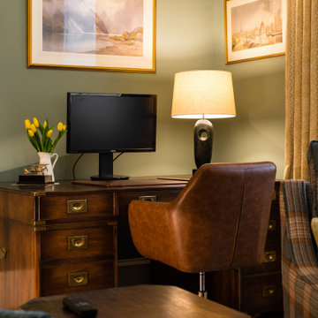 4-Bed [Period] Edinburgh Apartment