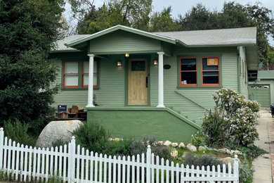 Example of an arts and crafts exterior home design in Los Angeles